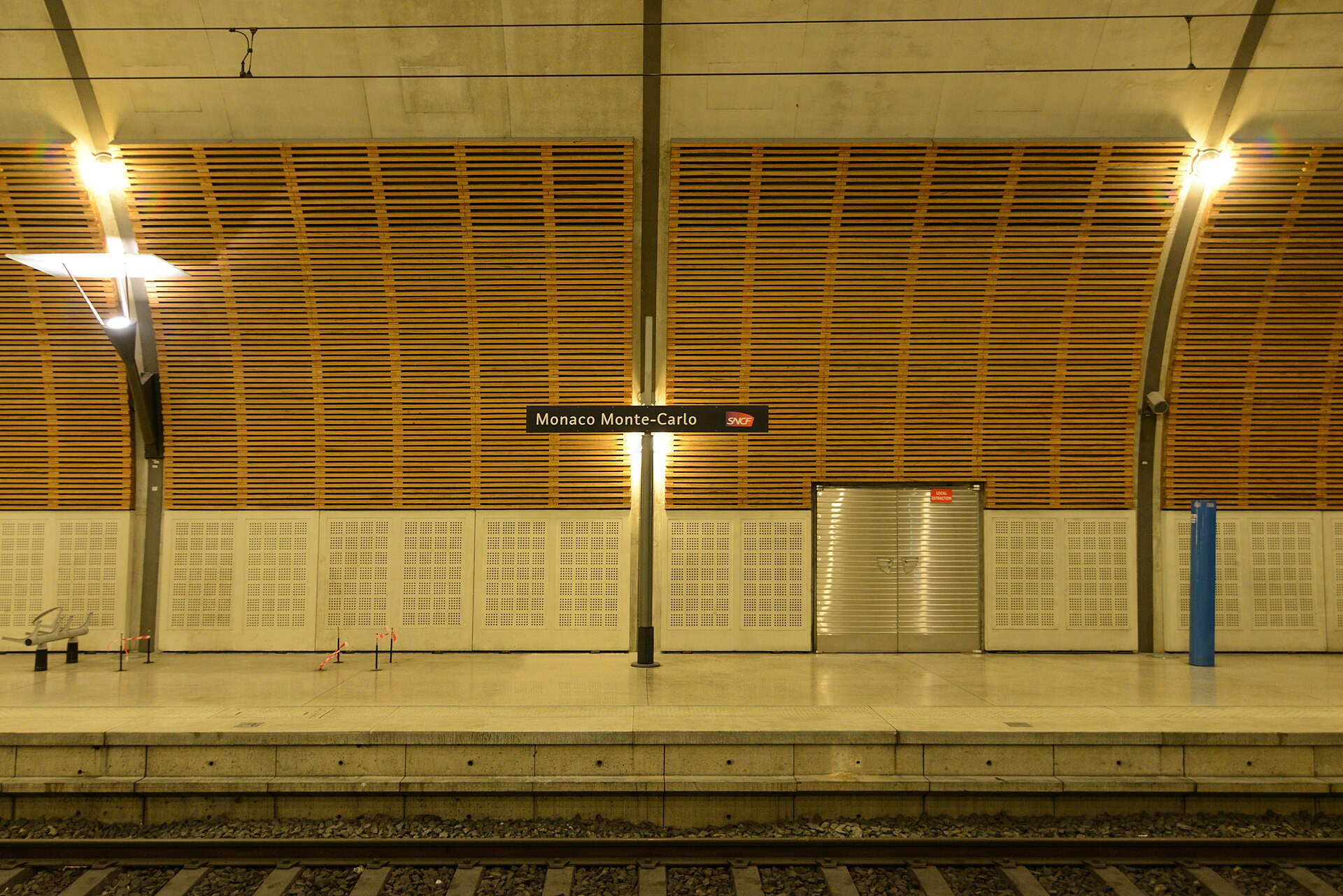 Come arrivare a Monaco: dall’aeroporto di Nizza, in treno o in auto — Monaco