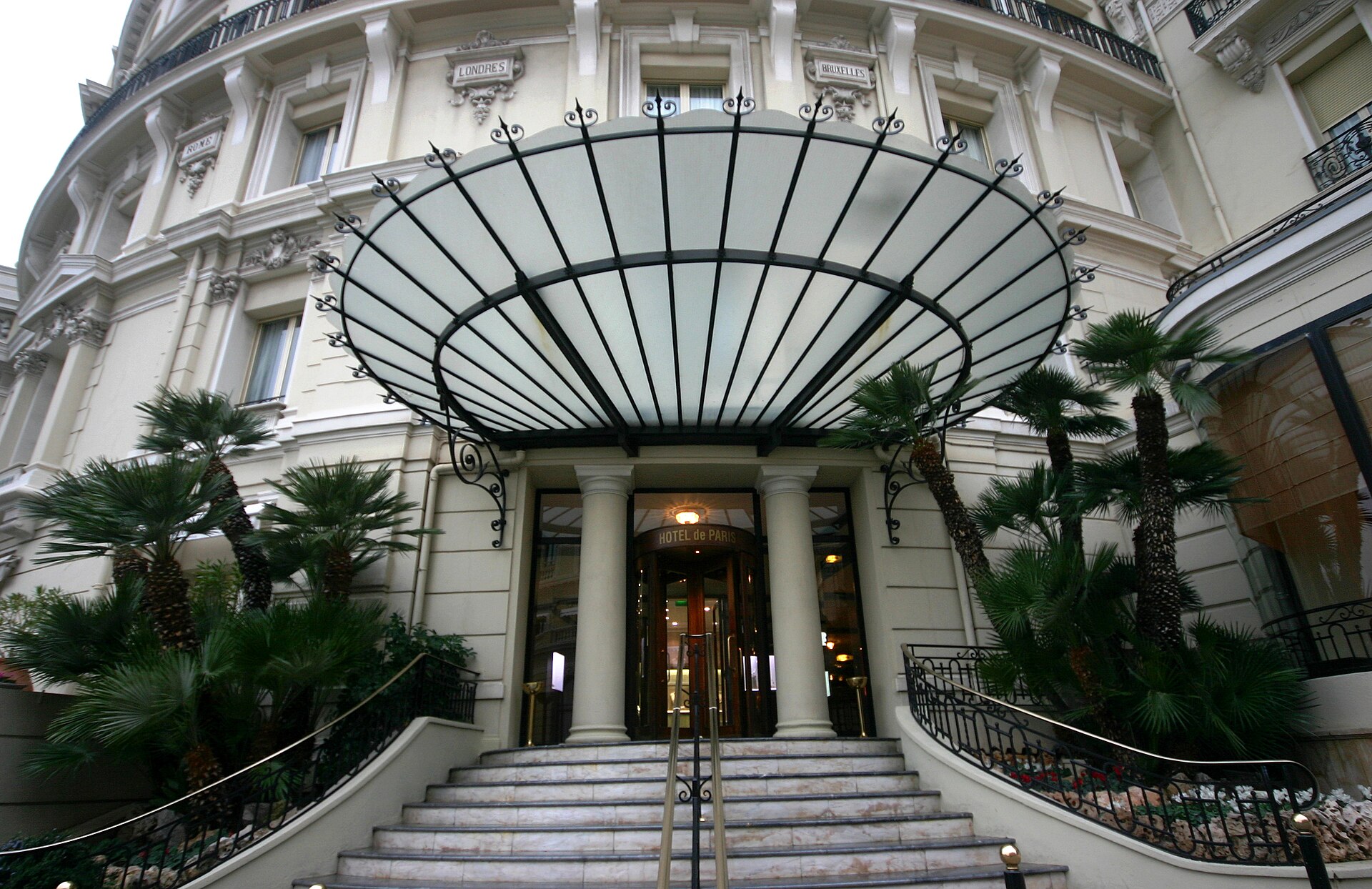 I ristoranti stellati di Monaco: guida all’alta cucina — Monaco