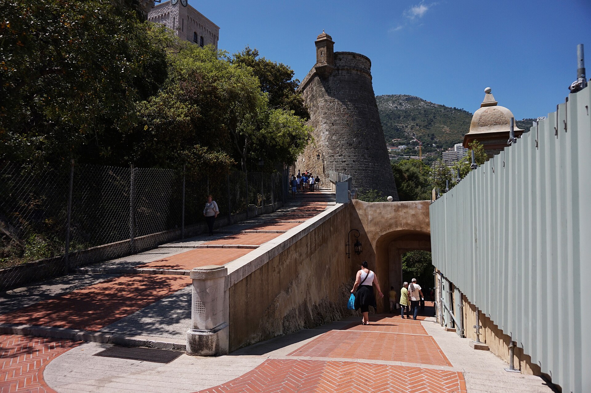 Monaco a piedi: il Principato, itinerario per itinerario — Monaco